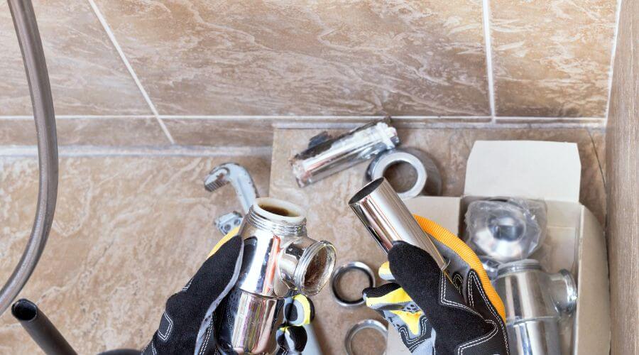 Professional gutter cleaning in Huntington Woods, MI